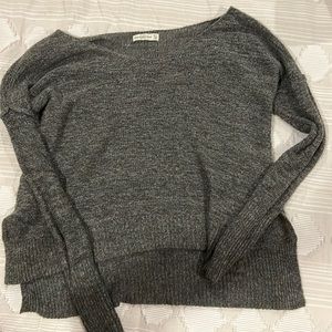 Abercrombie vintage top/sweater (gray) size M/L